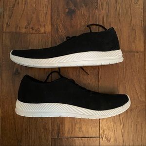 Easy spirit walking shoes